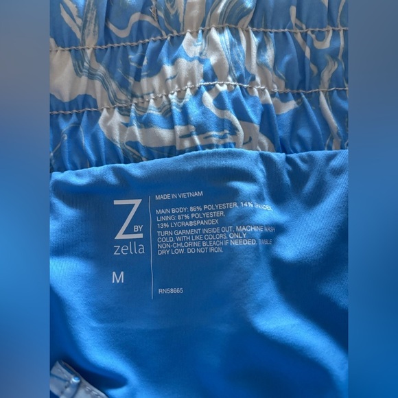 Z By Zella Blue Wave Print Athletic Short Size M NWT - Picture 3 of 3